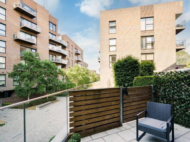 Rodney Road, Elephant And Castle, London SE17, 3 bed flat to rent, £5,000 pcm | PrimeLocation