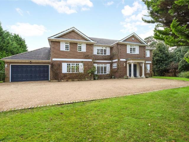 Rodona Road, St George's Hill. 6 bed detached house to rent £12,500 pcm £2,885 pw