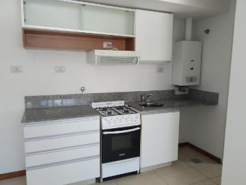 Rodriguez al 1200