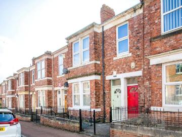 Rodsley Avenue, Gateshead, Tyne And Wear NE8, 2 bed flat to rent, £700 pcm | PrimeLocation