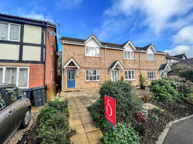 Roebuck Close, Hertford SG13, 3 bed end terrace house to rent, £2,000 pcm | PrimeLocation