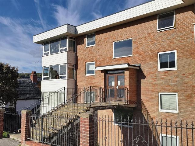 Roedean Road, Brighton BN2, 2 bed flat to rent, £1,350 pcm | PrimeLocation
