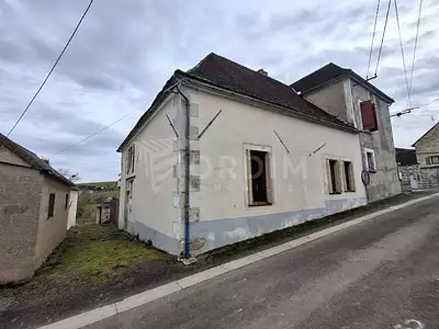 Roffey 89700 Achat / Vente maison 3 pièces t3 au dernier étage