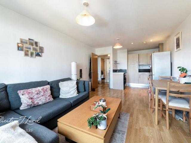 Roffey Street, LONDON 1 bed apartment to rent £1,900 pcm £438 pw