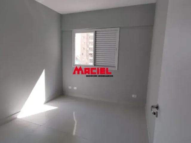 Rog> apartamento alto padrão em são josé dos campos