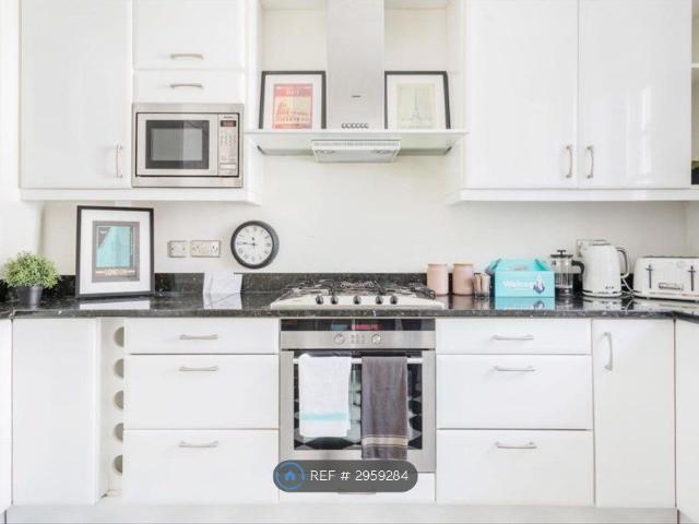 Rogers House, London SW1P, 3 bed flat to rent, £4,695 pcm | PrimeLocation