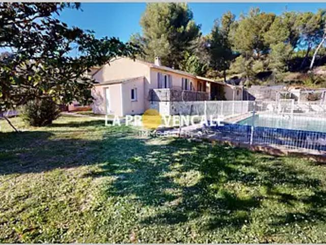 Rognac 13340 Achat / Vente maison 4 pièces t4 piscine parking