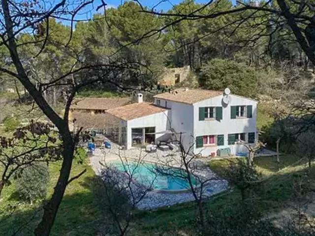 Rognes 13840 Achat / Vente maison 7 pièces t7 piscine terrasse