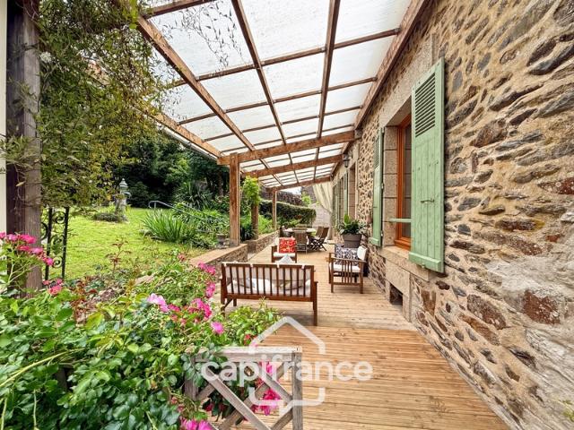 ROHAN 56 MAISON DE CARACTÈRE – 6 pièces – JARDIN PAYSAGER – GARAGE – ROHAN