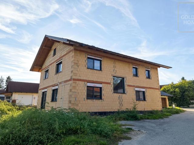 Rohbau mit attraktivem Grundriss und weitläufigem Grundstück