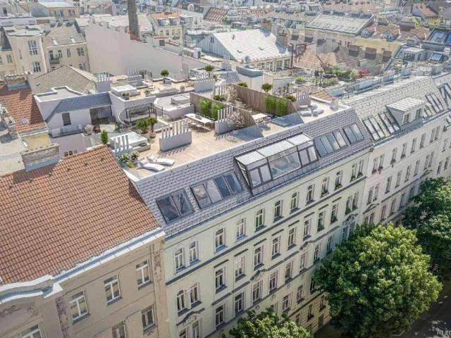 Rohdachboden mit bewilligtem DG Ausbauprojekt in Wien Neubau