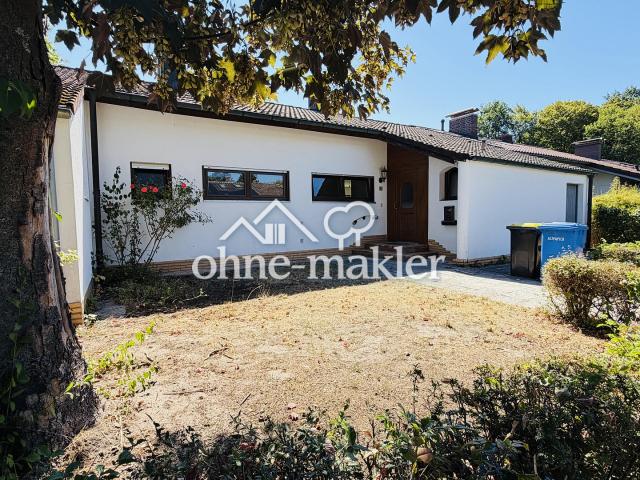 Rohdiamant in Top Lage: Ebenerdiger Bungalow mit großem Garten – viel Platz für Familien