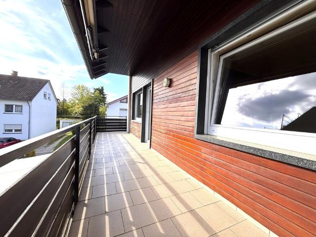 Rohdiamant: 4 Zimmerwohnung mit Balkon