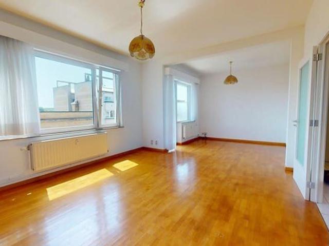 ROI VAINQUEUR: BEL APPARTEMENT 2 CHAMBRES +/ 88M2