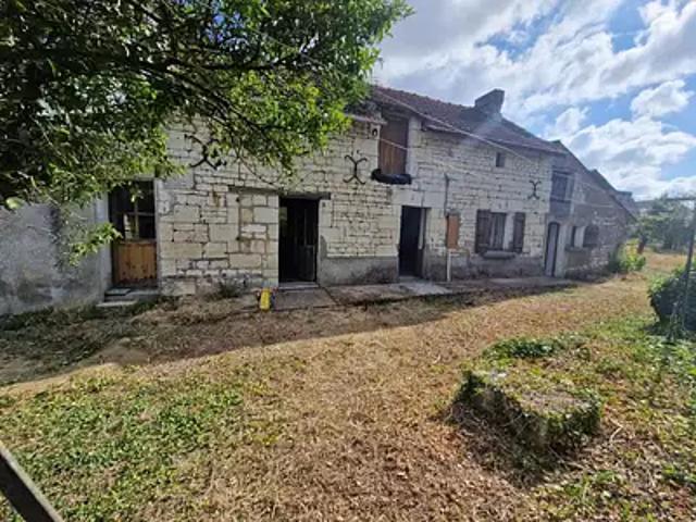Roiffé 86120 Achat / Vente maison 2 pièces t2