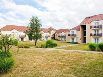 Roissy Village Lovely 1 BR premium suite with Easy Access to Paris