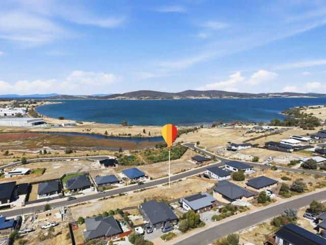 Rokeby The 699sqm View Block With Water On The Horizon