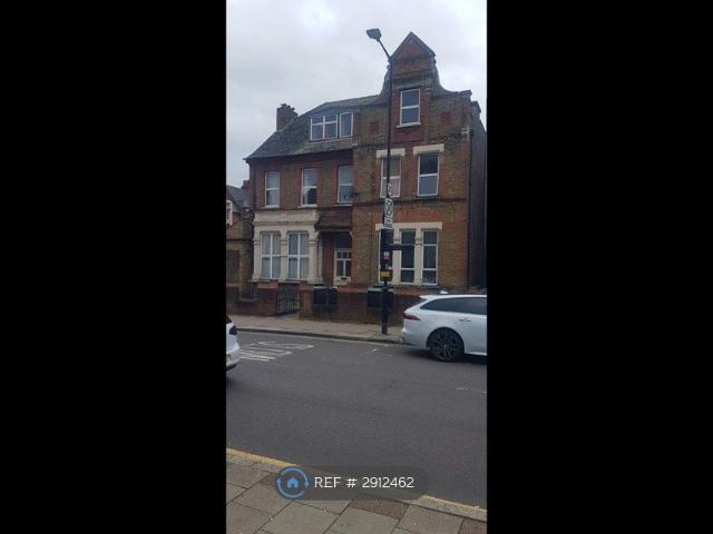 Rokesly Avenue, London N8, 2 bed flat to rent, £1,750 pcm | PrimeLocation