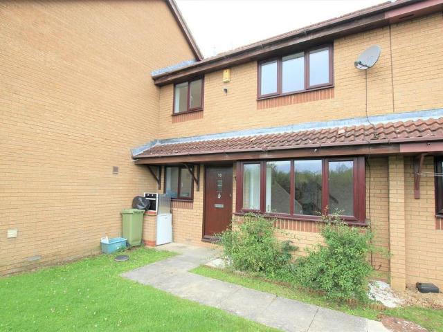 Rolvenden Grove, Kents Hill, MK7 2 bed terraced house to rent £1,195 pcm £276 pw