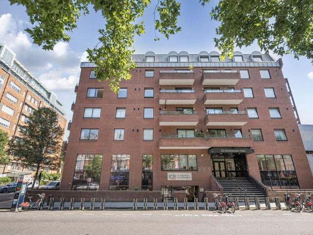 Roland Gardens, South Kensington. 1 bed flat to rent £2,925 pcm £675 pw