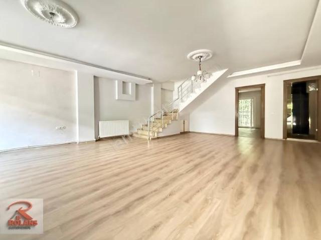 Rölans Gayrimenkul'den Menteş'de 4+1 Kiralık Villa