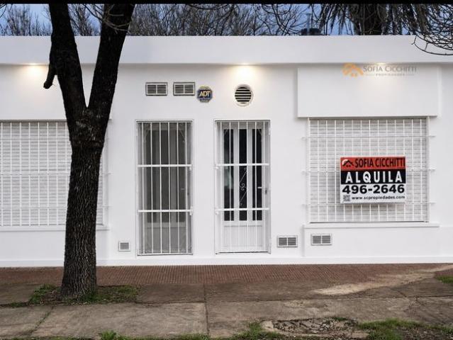 ROLDAN EN ALQUILER PROPIEDAD DESTINO COMERCIAL APTA GASTRONOMÍA