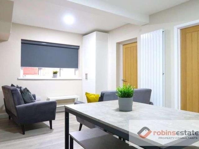 Rolleston Drive, Nottingham, NG7