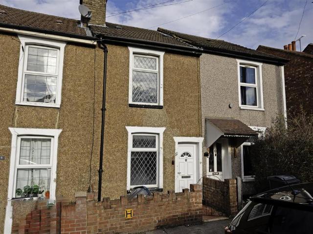 Rolleston Road, South Croydon 2 bed terraced house to rent £1,700 pcm £392 pw