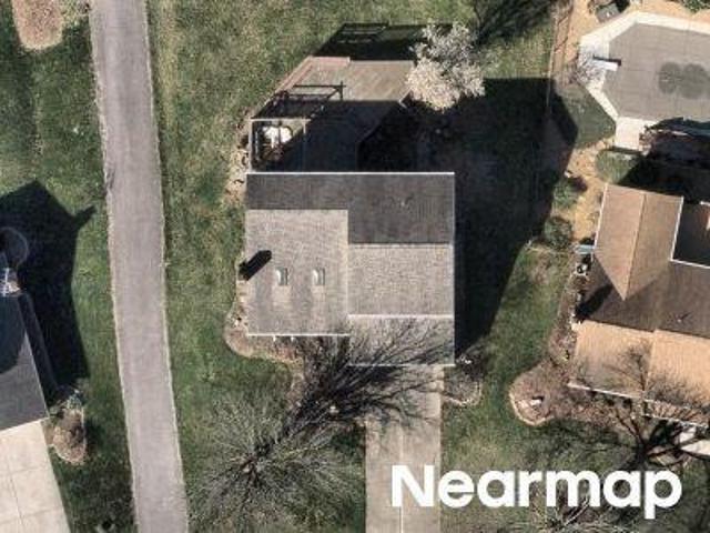 Rollingwood Dr