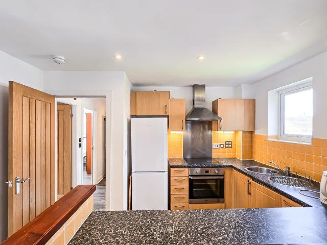 Rolls Crescent, Manchester M15, 3 bed flat to rent, £2,203 pcm | PrimeLocation
