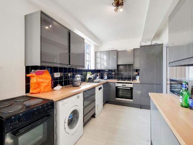 Rope Street, London SE16, 6 bed terraced house to rent, £5,800 pcm | PrimeLocation