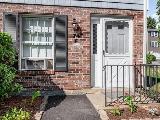 Roper St Unit F, Lowell, Condo For Sale