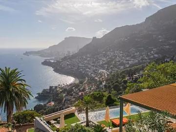 Roquebrune Cap Martin 06190 Location maison 8 pièces t8 piscine