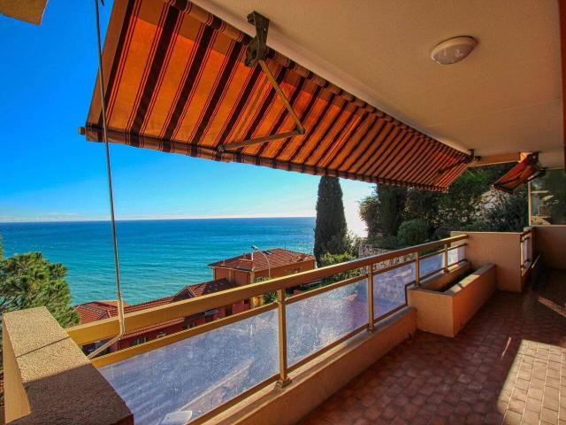 ROQUEBRUNE CAP MARTIN: Cabbé Superbe 3 Pièces | Vue mer | Gar