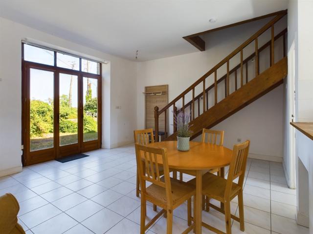 maison avec 6 chambres et jardin 442m² Roquecor
