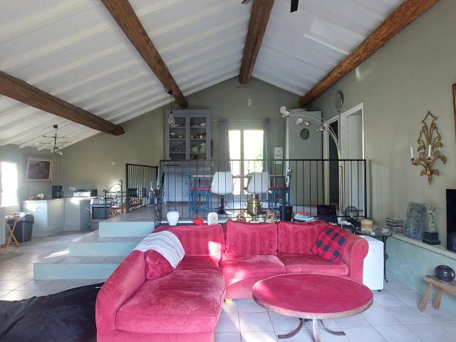 Roquefort des Corbières, 150 m2 rénovée sur 2 900 m2 de terrain en partie constructible