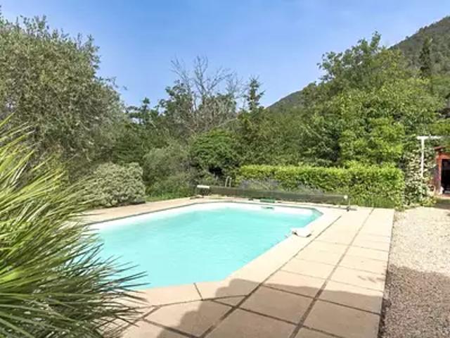 Roquesteron 06910 Achat / Vente maison 4 pièces t4 piscine