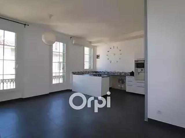 Roquevaire 13360 Achat / Vente appartement 3 pièces t3 cave