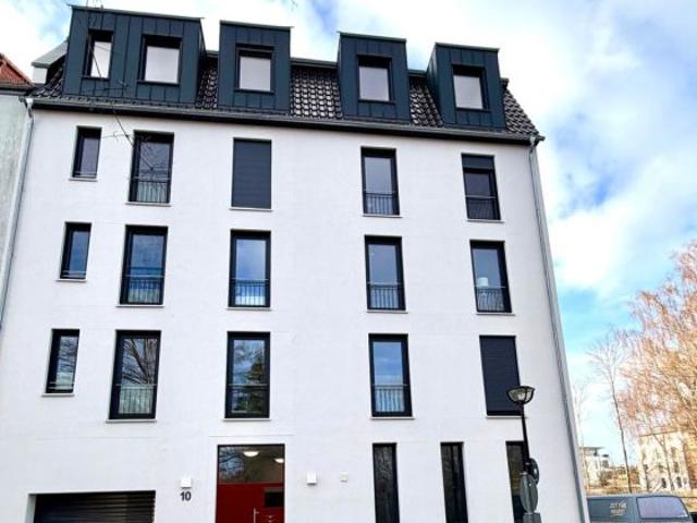 Rostock: Exklusive 2 Zimmerwohnung mit Balkon & PKW Stellplatz in Stadtmitte