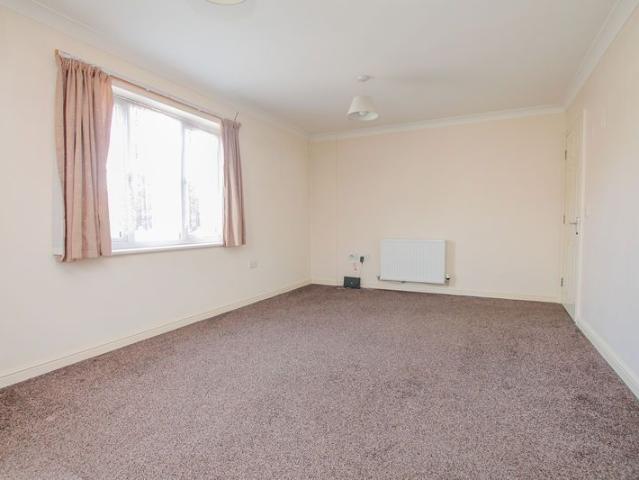 Rostron Close, West End, Southampton