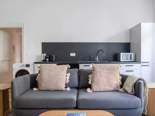 Rosy Living, Rosenthaler Str