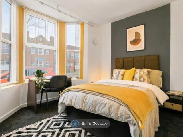 Rosa Road, Sheffield S10, 4 bed shared accommodation to rent, £1,600 pcm | PrimeLocation