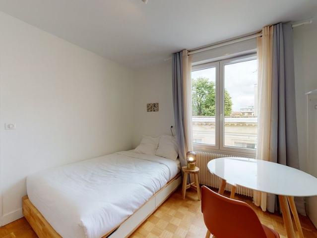 Rosa — Studio Privé 9