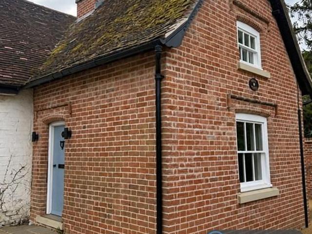 Rosary Cottage, Woodbridge, IP13 3 bed semi detached house to rent £2,000 pcm £462 pw