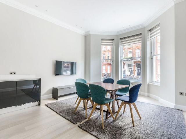 Rosary Gardens, South Kensington, London SW7, 1 bed flat to rent, £5,850 pcm | PrimeLocation