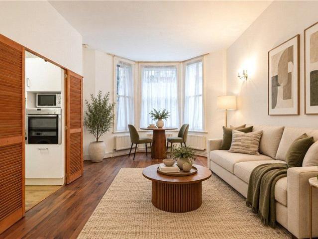 Rosary Gardens, South Kensington, London SW7, 2 bed flat to rent, £2,800 pcm | PrimeLocation