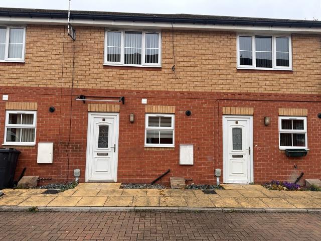 Rose Mews, Hull, Yorkshire HU2, 2 bed terraced house to rent, £695 pcm | PrimeLocation