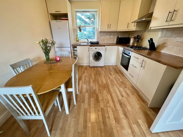 Rose And Crown Mews, Isleworth TW7, 4 bed terraced house to rent, £2,675 pcm | PrimeLocation
