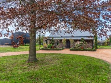 Rose Cottage A Creative Country Sanctuary on 34 Acres