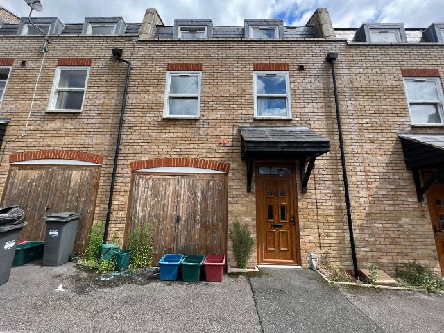 Rose & Crown Mews, Isleworth TW7, 4 bed terraced house to rent, £2,695 pcm | PrimeLocation